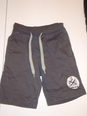Grijze korte broek